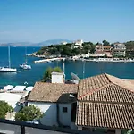 Limani Aparthotel 4*