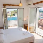 Aparthotel Limani