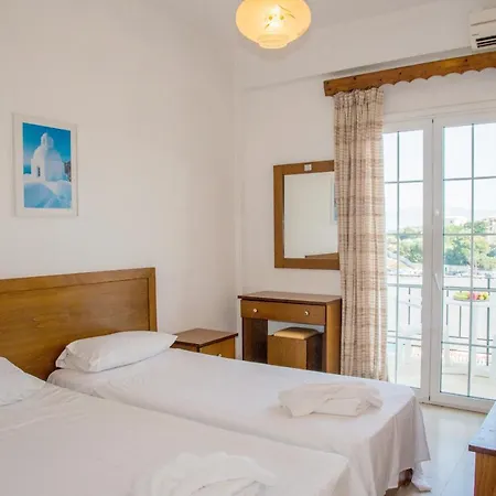 Limani Aparthotel *