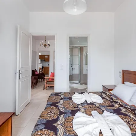 Aparthotel Limani