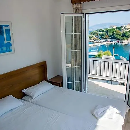 Limani Aparthotel