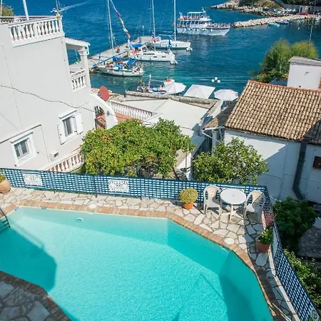 Apartmanhotel Limani 4*