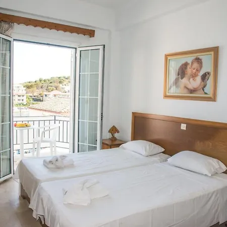 Apartmanhotel Limani 4*