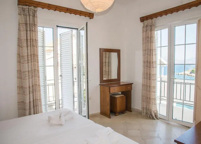 Limani Aparthotel