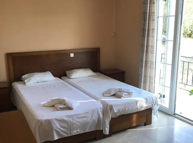 Limani Aparthotel