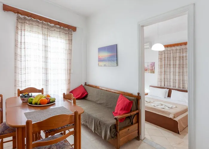 Aparthotel Limani