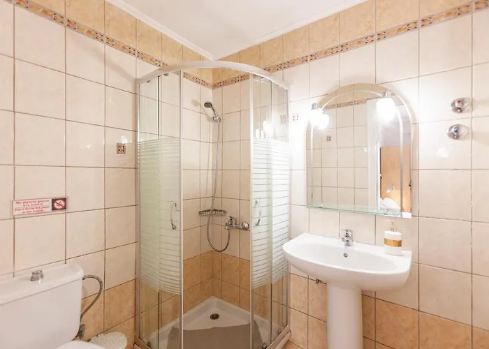 Aparthotel Limani 4*